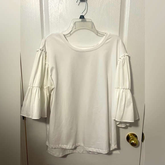 Chico’s Tee - Picture 1 of 4